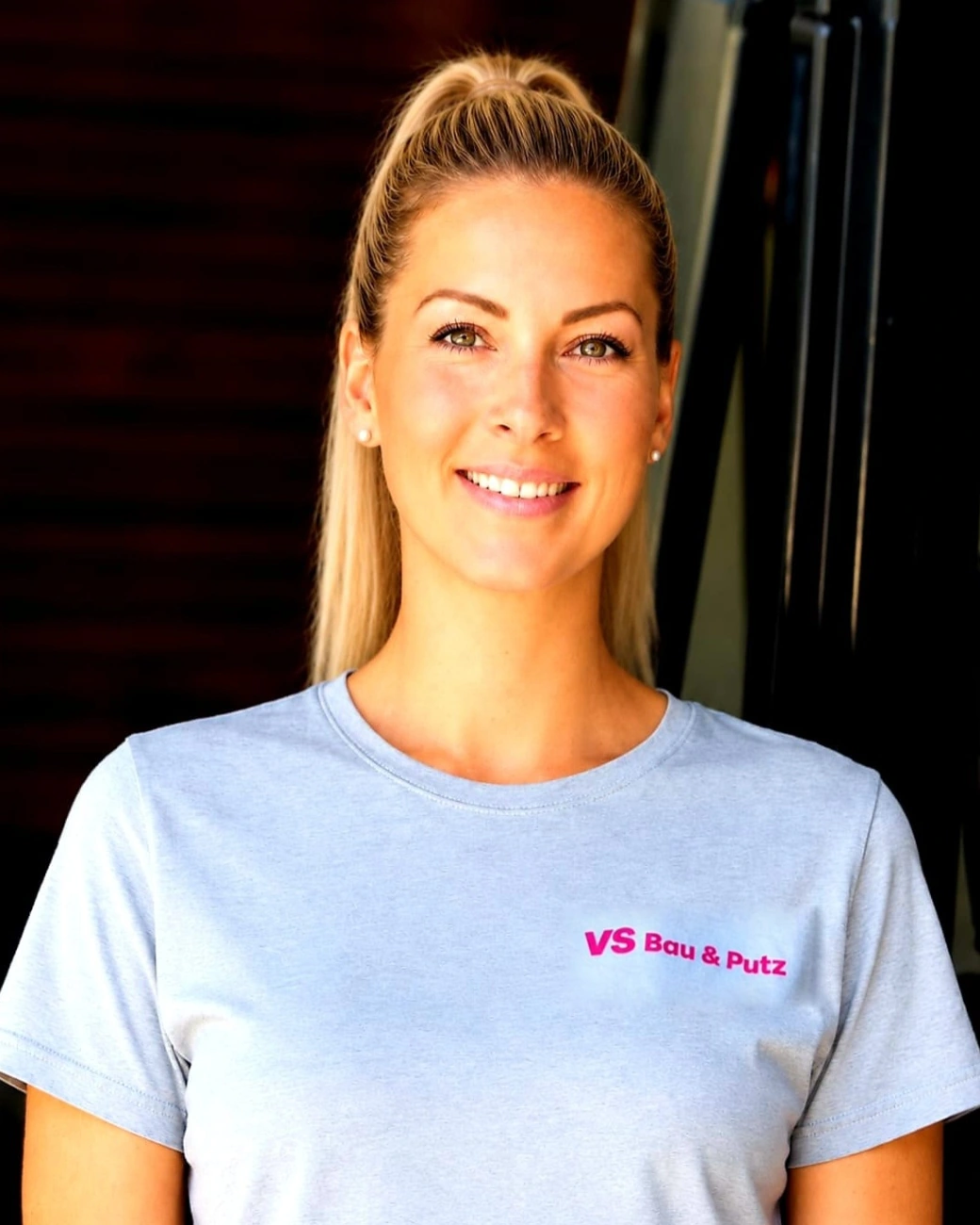 Bettina Meinhold aus dem Büroteam von Bau & Putz